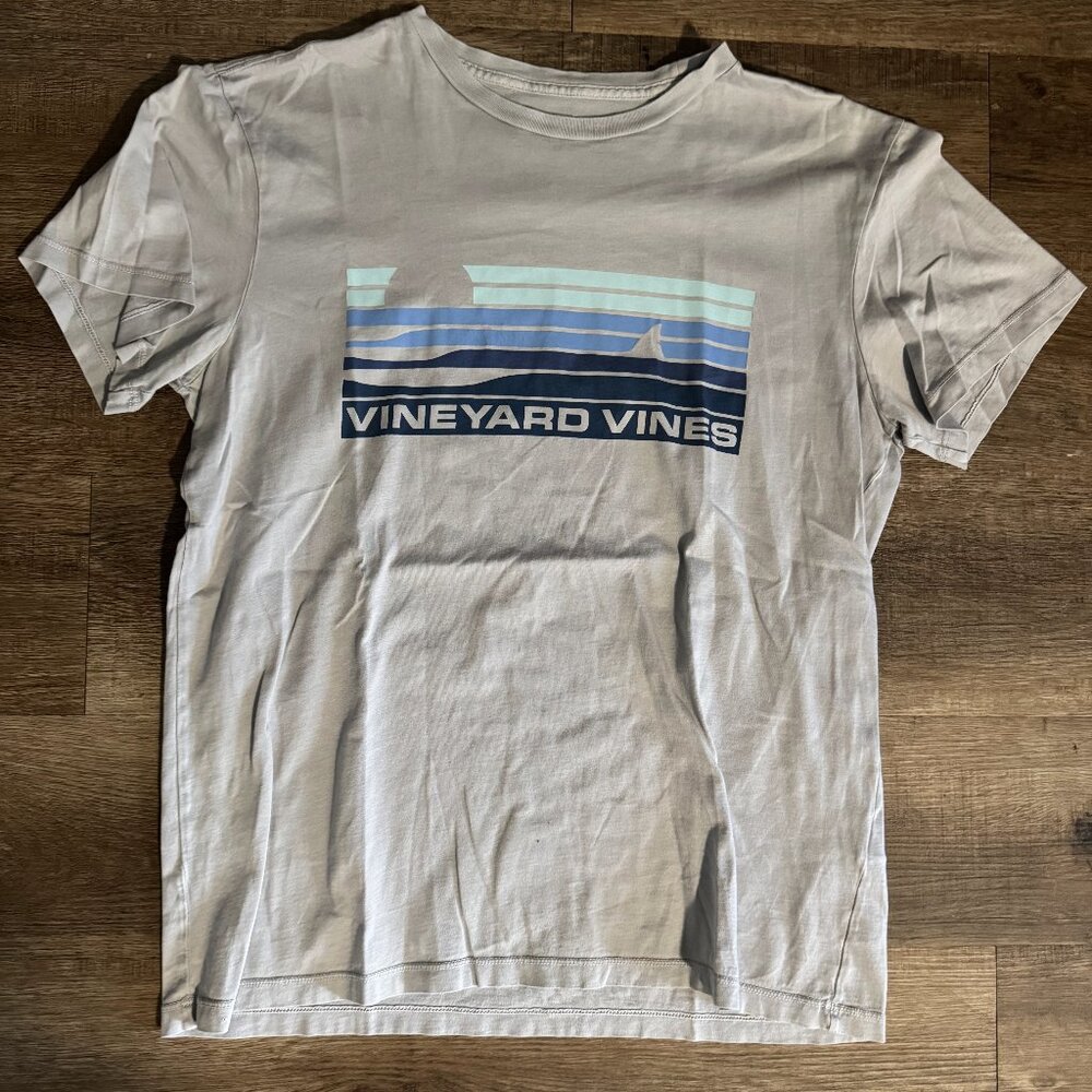 Vineyard Vines Tee - Short Sleeve Shirt Medium